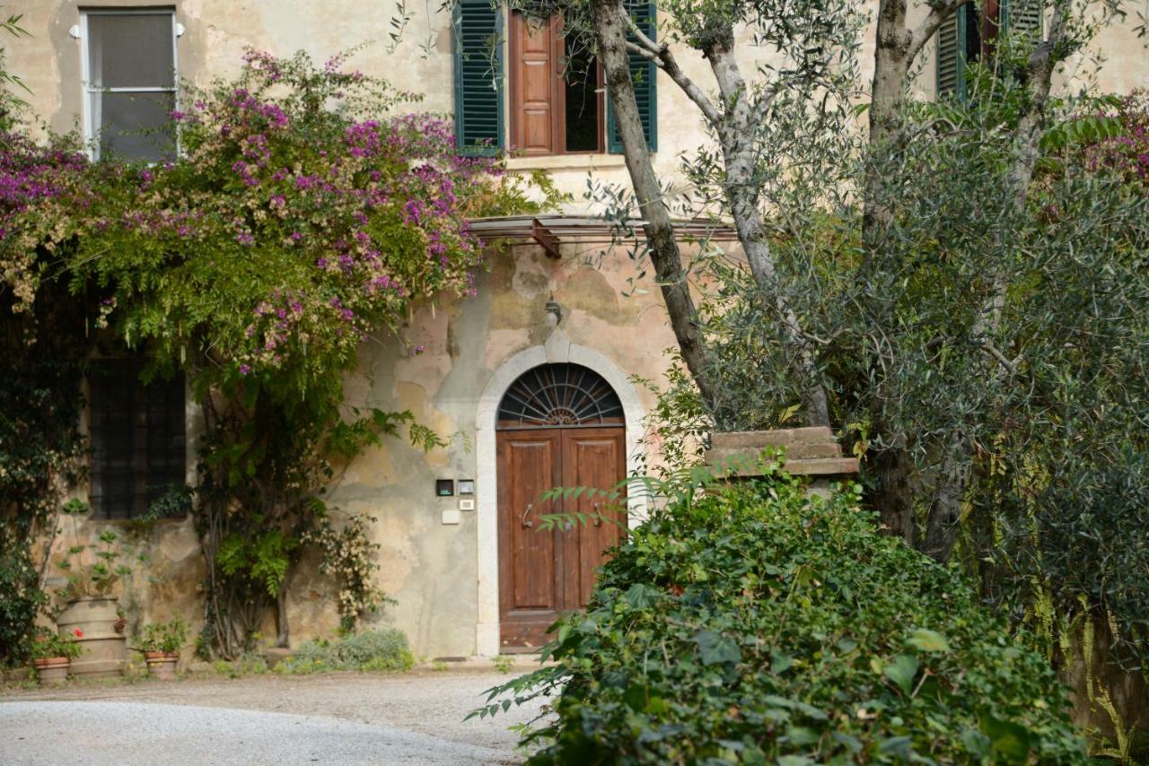 Villa Di Campagna Santa Giulia Carbonifera Exterior photo